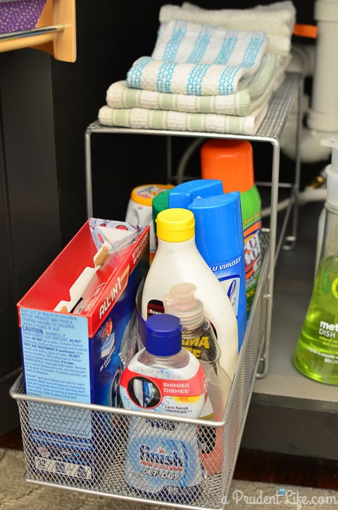 not really a cleaning question, but does anyone have a shallow under-sink  organizer that they like? : r/CleaningTips