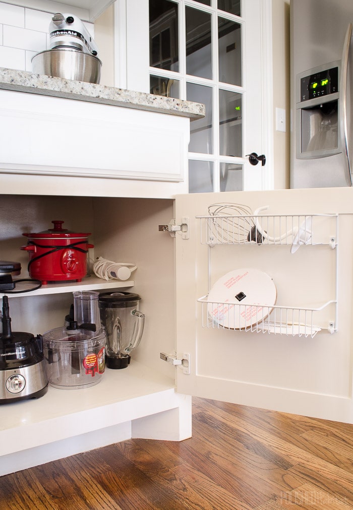 Kitchen Organization: Ideas for the Inside of the Cabinet Doors