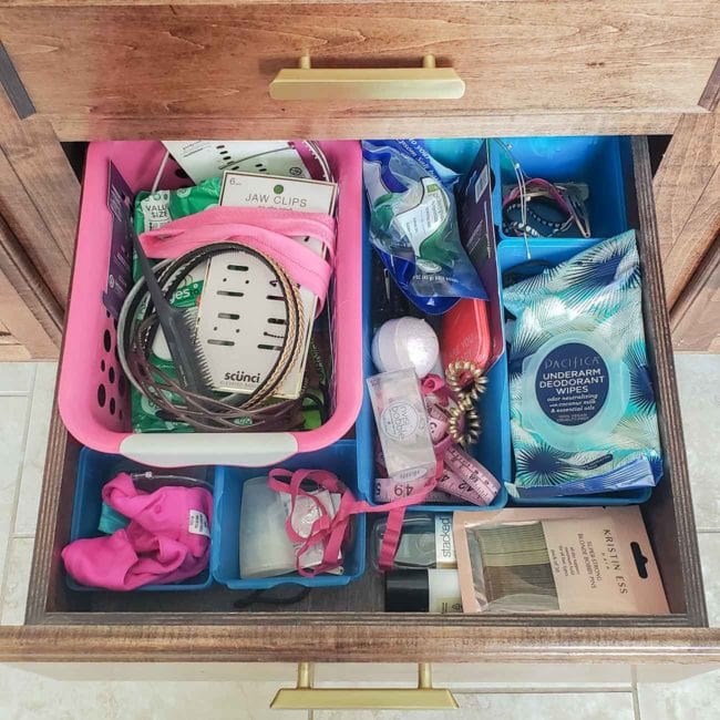 How to Organize Bathroom Drawers (Including the Best Bathroom
