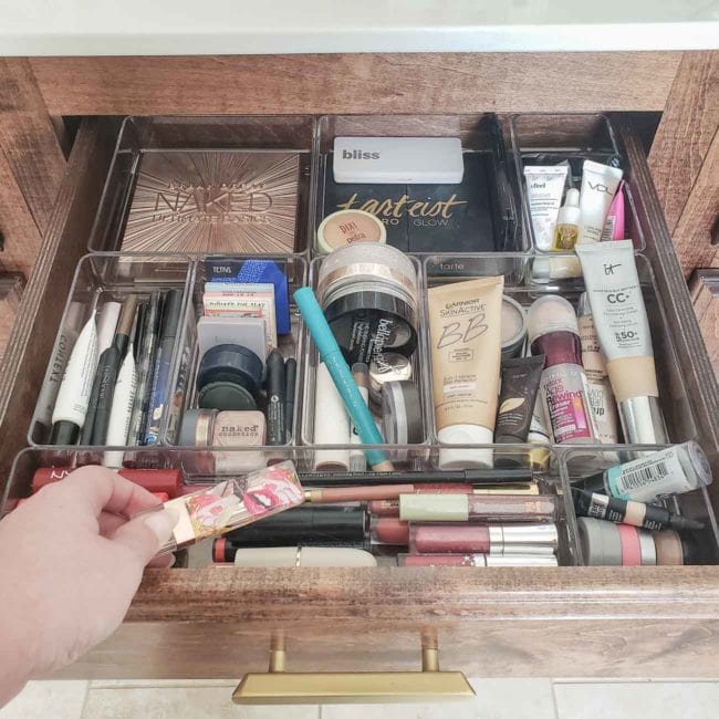 How to Organize Bathroom Drawers (Including the Best Bathroom